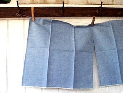 Bread_and_Roses_Chambray_Pocket_Square