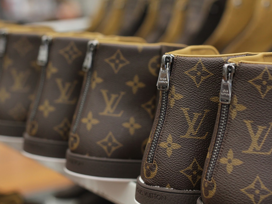 The Guardian: Louis Vuitton makes its Italian shoes at Somarest plant in  Cisnădie, Romania - The Romania Journal